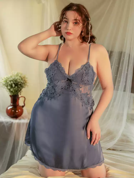 Large size sexy pajamas for women, summer fat, 200 pounds lace, hot and high-end, new ice silk suspender nightgown, loose fit